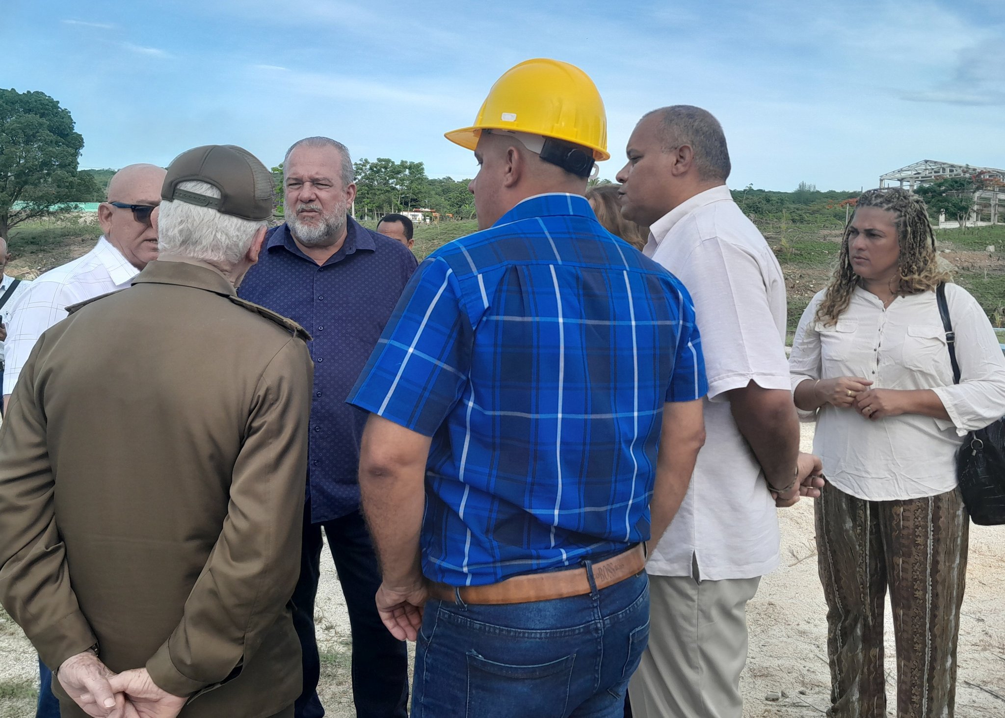 Primer Ministro recorre centros económicos de Sancti Spíritus