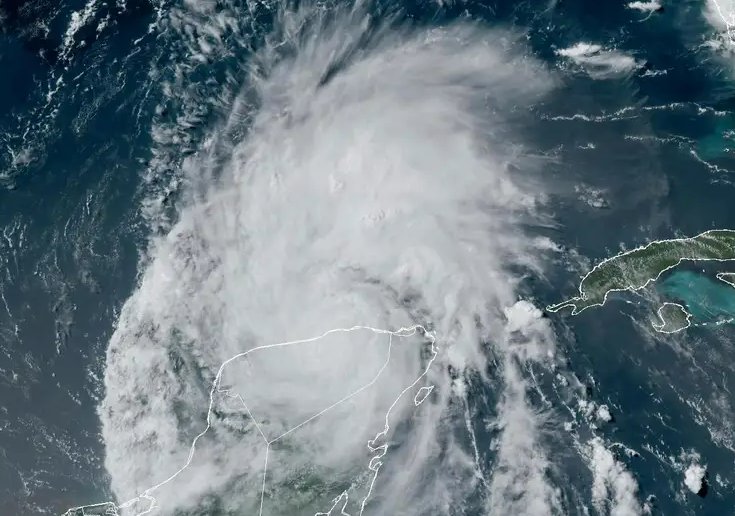 Los expertos esperan un fortalecimiento gradual de Beryl