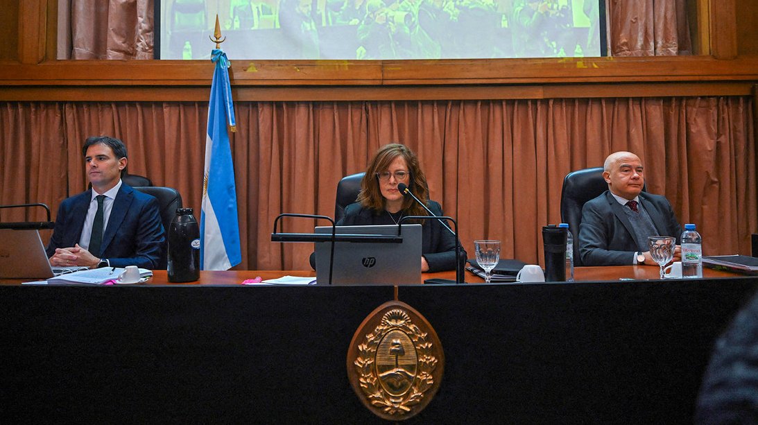 Los jueces a cargo de la causa de izquierda a derecha, Ignacio Fornari, Sabrina Namer y Adrián Grünberg.