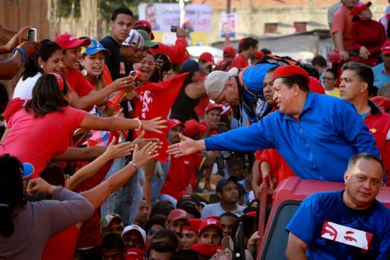Aquí estoy parado firme. Mándeme el pueblo.