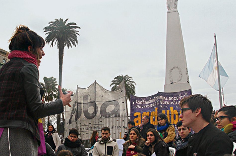 Docentes universitarios a paro de 48 horas
