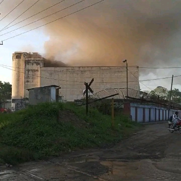 La Habana: Evacuan a ciudadanos de Cotorro tras incendio en cervecería