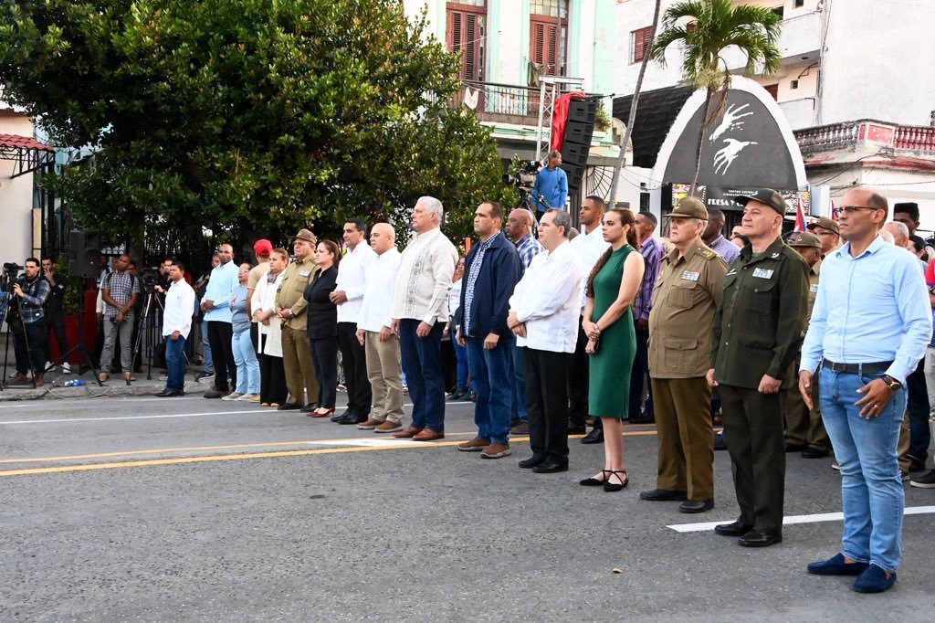 Cuba rememora proclamación del carácter socialista de la Revolución