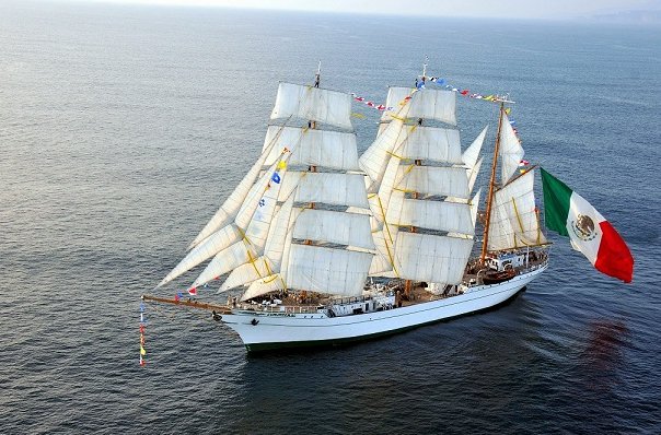 Buque Escuela ARM Cuauhtémoc de la Armada de México
