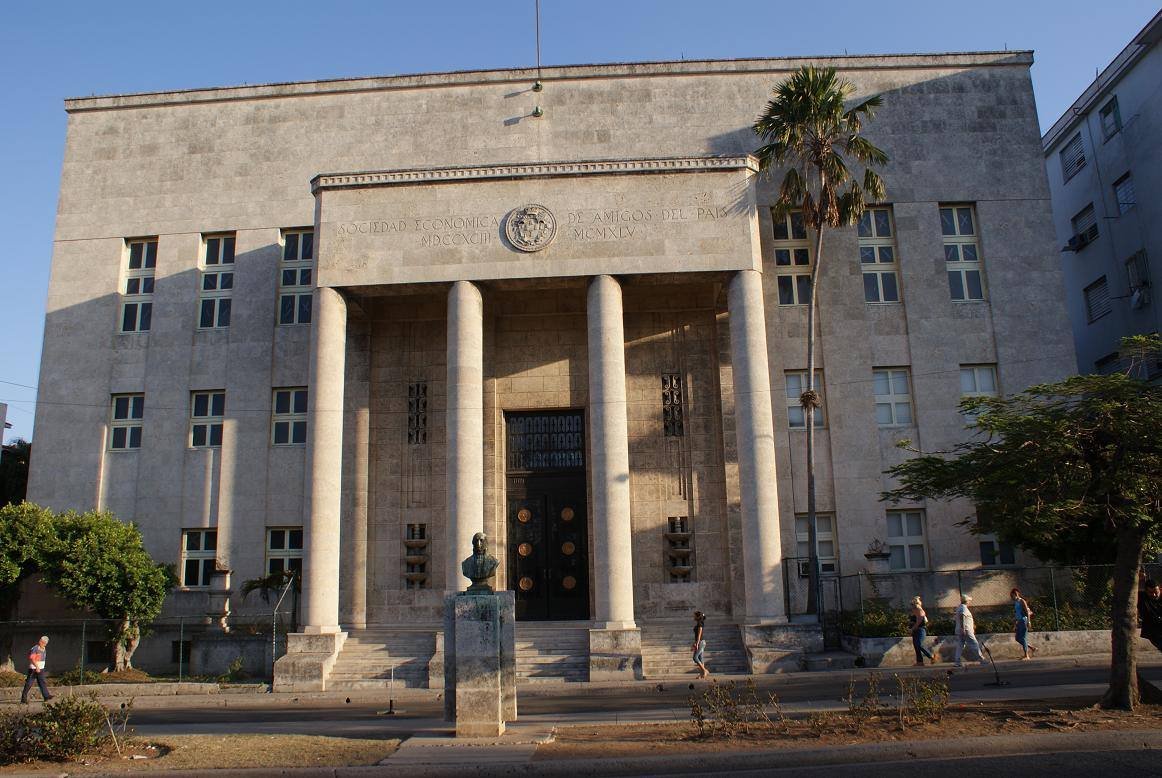 Instituto de Literatura y Lingüística