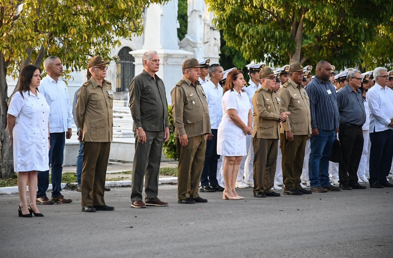 El Presidente de Cuba encabezó el acto político y ceremonia militar en ocasión del 120 Aniversario del fallecimiento del Mayor General Máximo Gómez