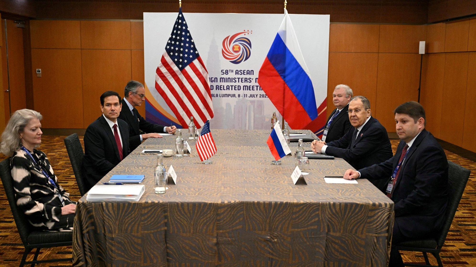 Reunión de EE. UU. y Rusia en Kuala Lumpur