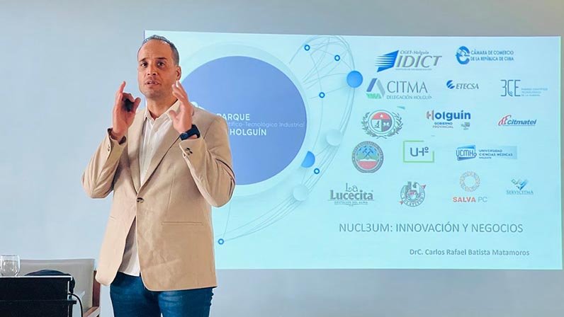 Lograr que los resultados de las entidades se traduzcan en elementos de acción es esencial para alcanzar el  desarrollo, según explica Carlos Batista.