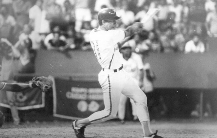 El hombre de Edmonton es considerado uno de los receptores más completos en la historia del béisbol cubano.