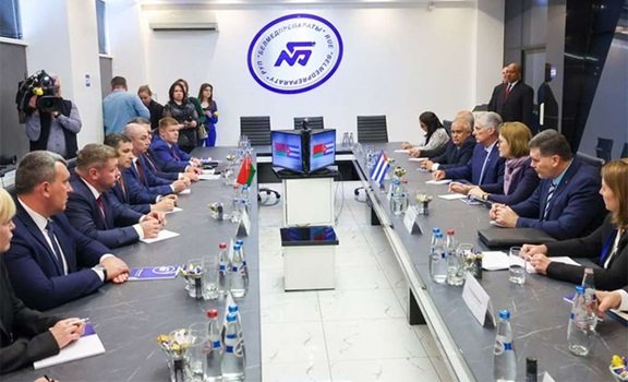 Belarús apuesta por producción conjunta de medicamentos en Cuba