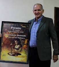 En los últimos años, Félix Sánchez alcanzó varios de los galardones más altos de la literatura cubana.