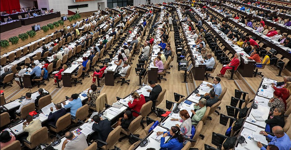 Aprueba Asamblea Nacional reforma constitucional para límite de edad de 60 años en cargo de Presidente de la República en un primer período