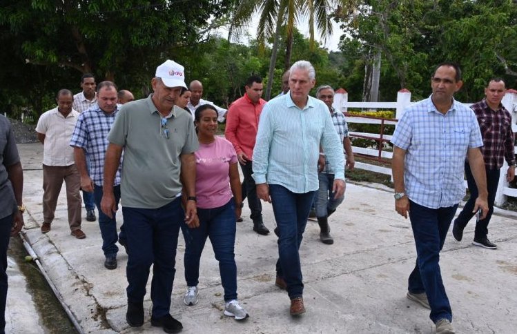 La recuperación de actividades económicas vitales fue constatada por el Presidente Miguel Díaz-Canel