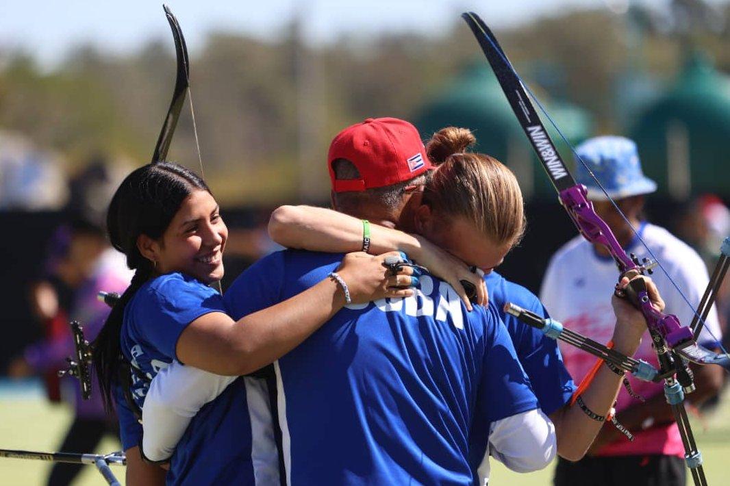 El mixto del arco recurvo ganó la medalla de bronce para Cuba
