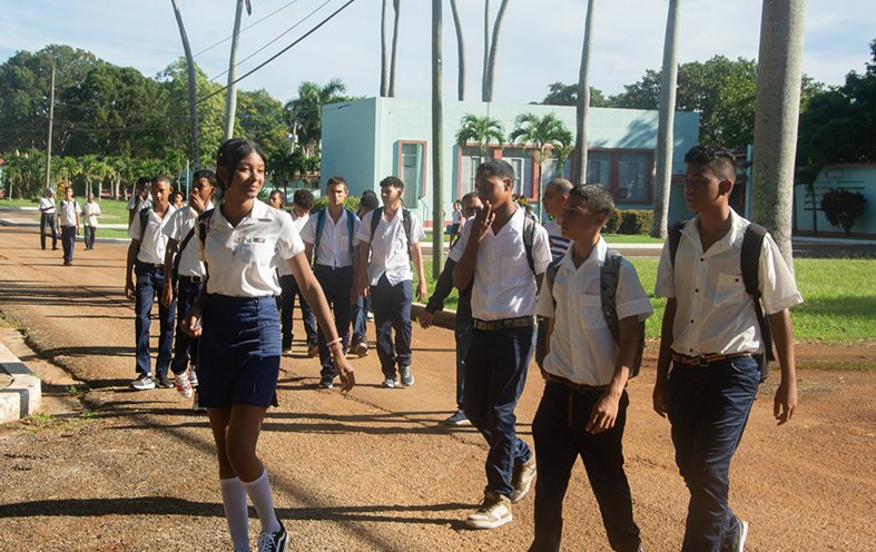Cada nuevo curso es una fi esta, porque el sistema educativo cubano posee un valor extraordinario.