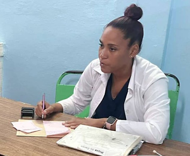 La joven doctora Odaleinys reconoce el rol de la FMC en el empoderamiento de la mujer en la sociedad.