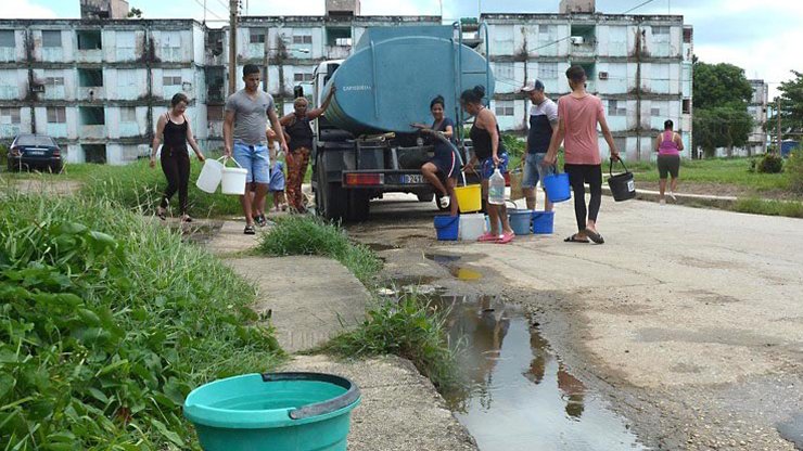Compleja situación con el abasto de agua