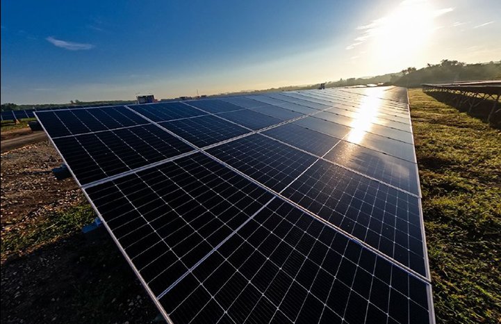 Parque solar fotovoltaico en Holguín