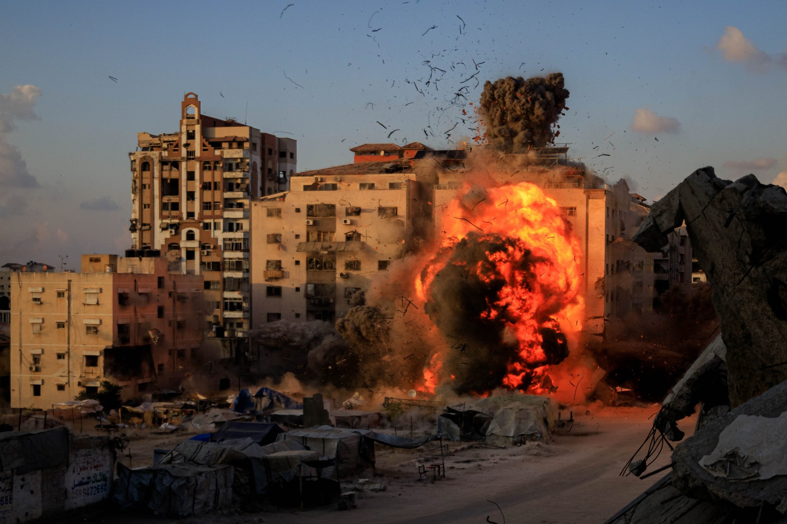 Ataque de Israel a rascacielos en Gaza