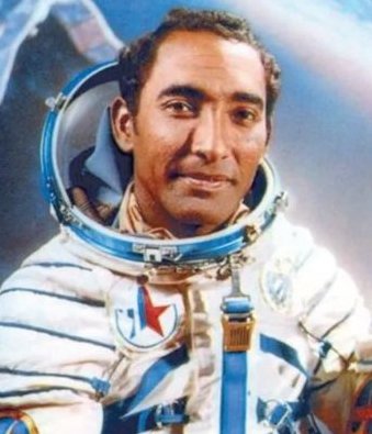 Latinoamericano, negro y cubano