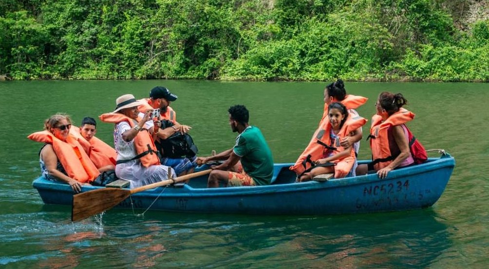 Diego y Diana disfrutan los beneficios de una crianza inclusiva