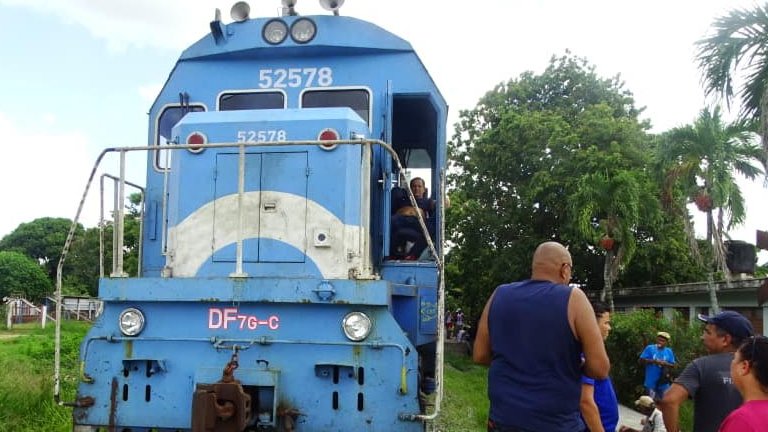 Ttren Manzanillo-La Habana