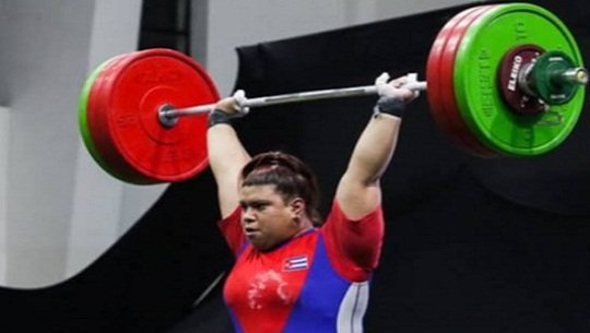 Marifélix Sarría obtiene Campeonato Mundial de Levantamiento de Pesas
