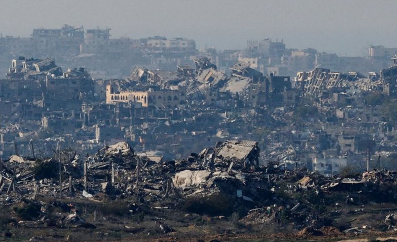 Drones de Israel continuan soltando explosivos en varias zonas arruinadas de Gaza dejando víctimas civiles