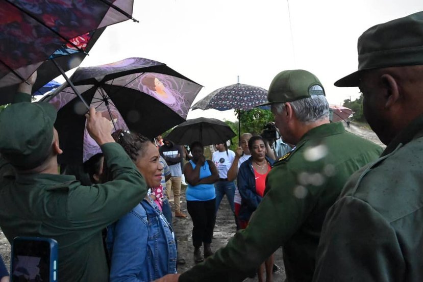 Visita de Miguel Díaz-Canel a Holguín