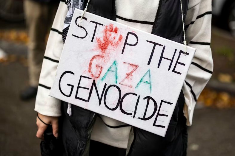 Líderes políticos, intelectuales, y organizaciones civiles de todo el mundo están demandando a la Casa Blanca tomar acciones urgentes para detener el genocidio en Gaza