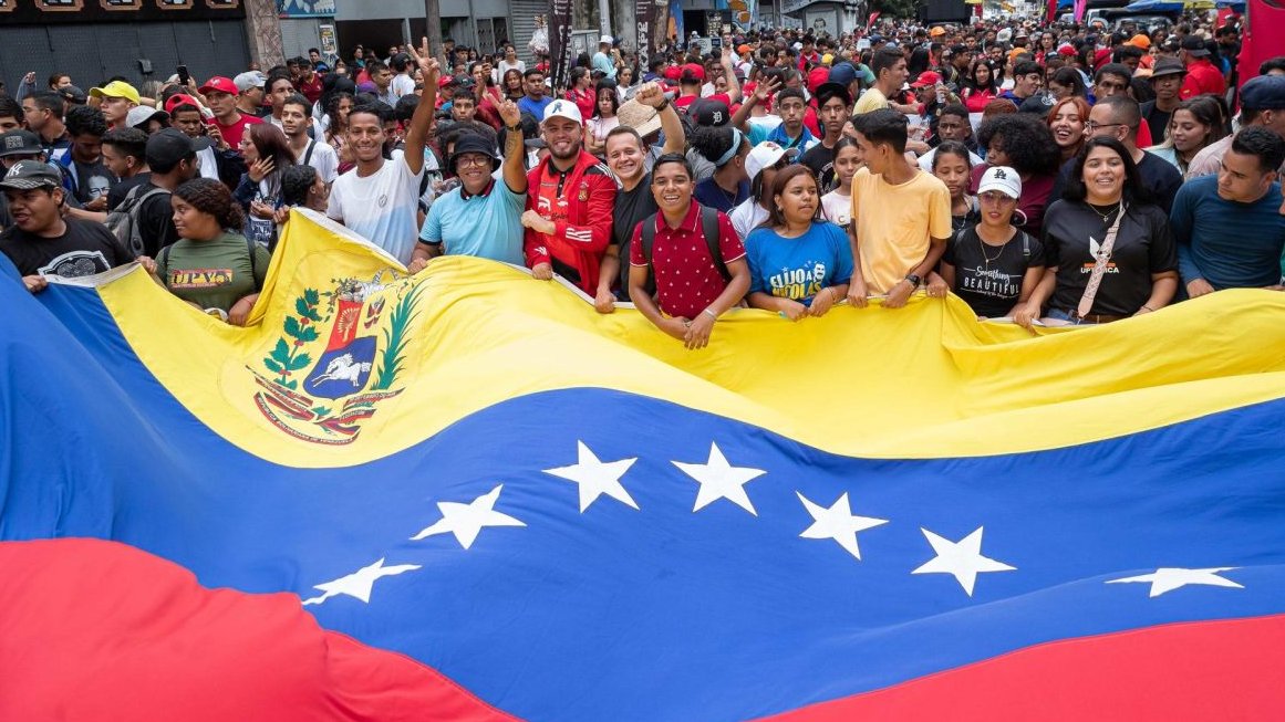 Cuba apoya al pueblo venezolano y su juventud