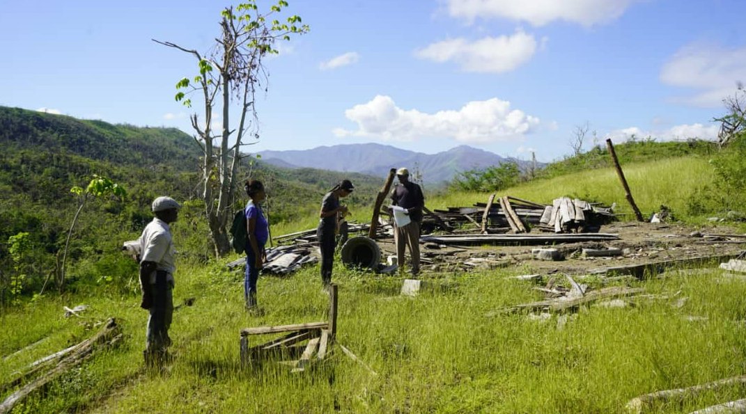 Los jóvenes se personaron en lugares intrincados, por difícil que fuera el acceso.