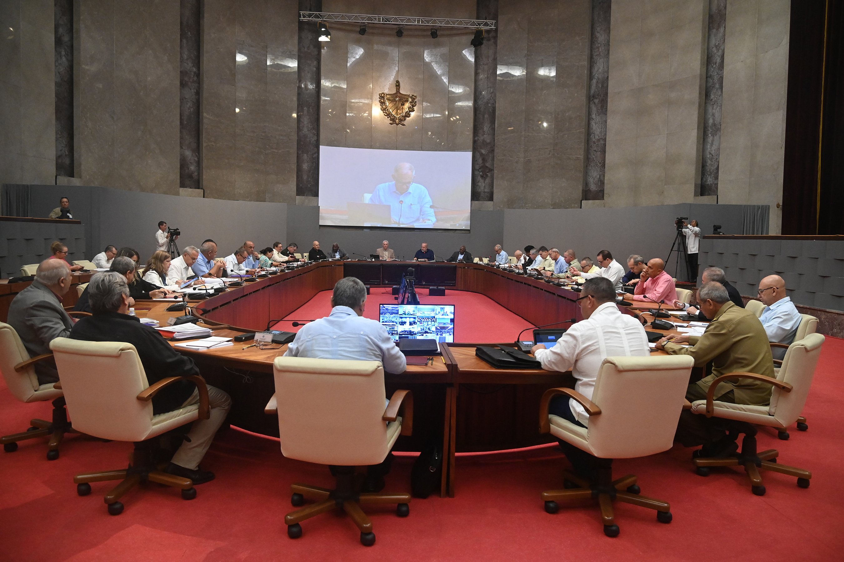 Enfrentar el 2026 de una manera diferente: convocatoria del Gobierno cubano