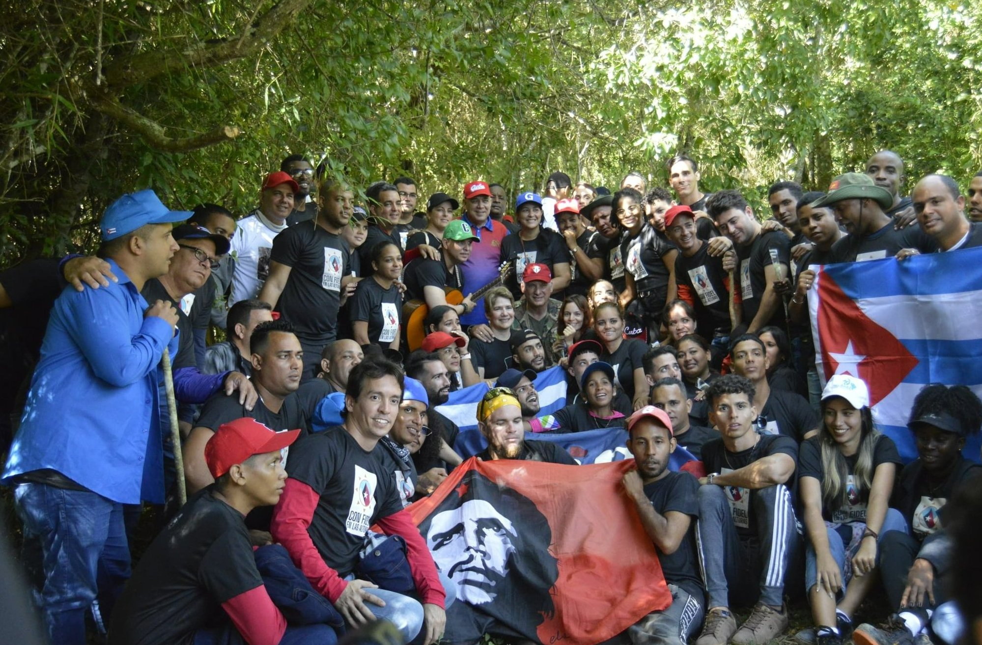 Miguel Díaz-Canel Bermúdez ascendió junto a 65 jóvenes a la Comandancia General de La Plata