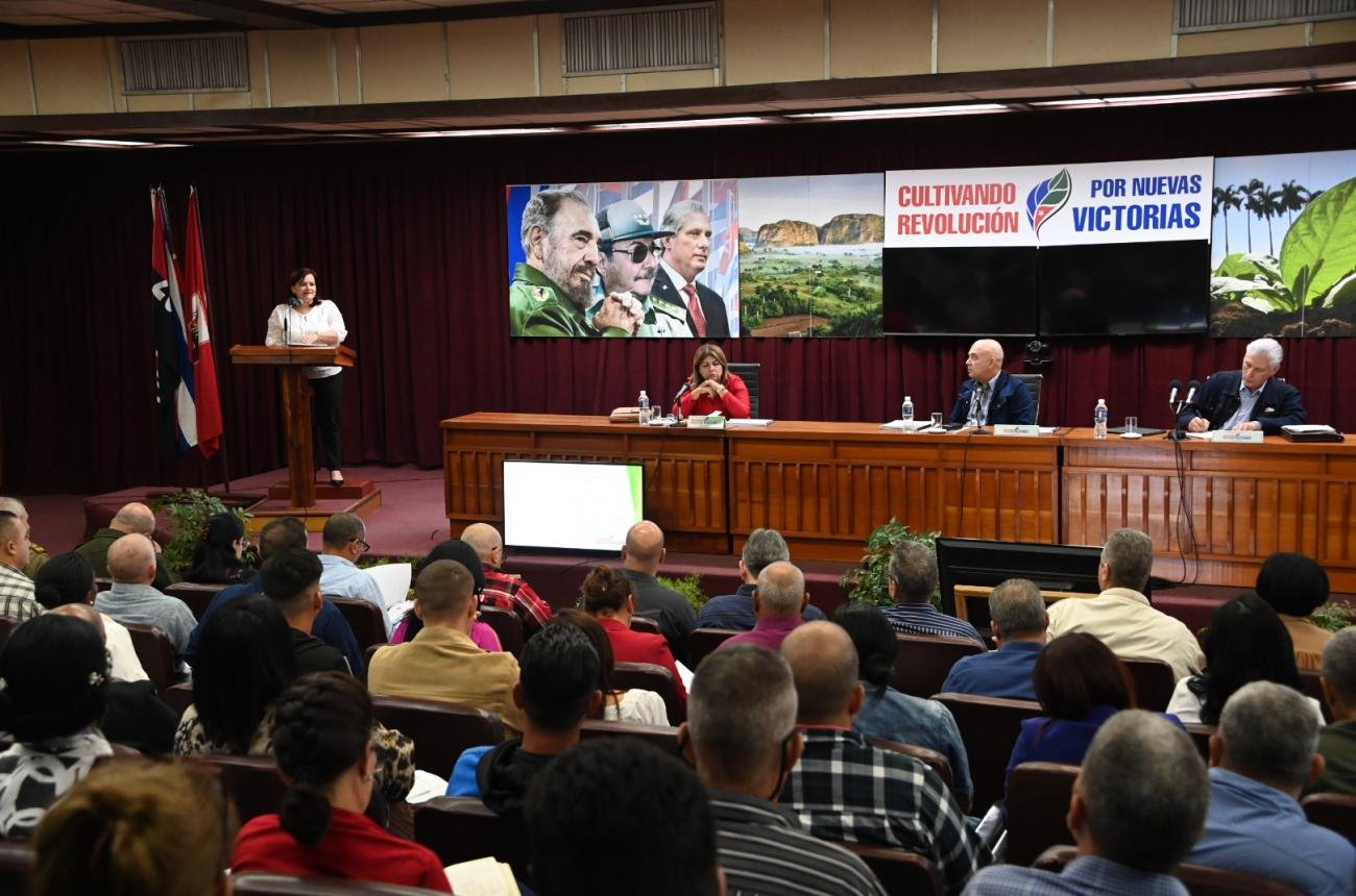 En Pinar del Río: comienzan Plenos Extraordinarios de los Comités Provinciales del Partido