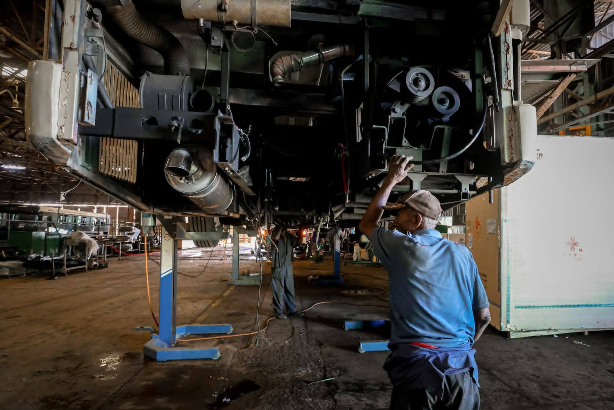 La meta, según Iosvany Frías Álvarez, director general de Caisa, es concluir la reparación de las cien unidades en 2026.