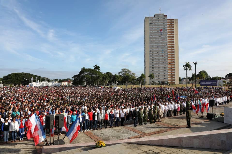 Homenaje en Camagüey a los caídos en Venezuela