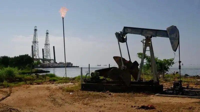 «Indefinidamente»: Así planea Estados Unidos controlar el petróleo de Venezuela