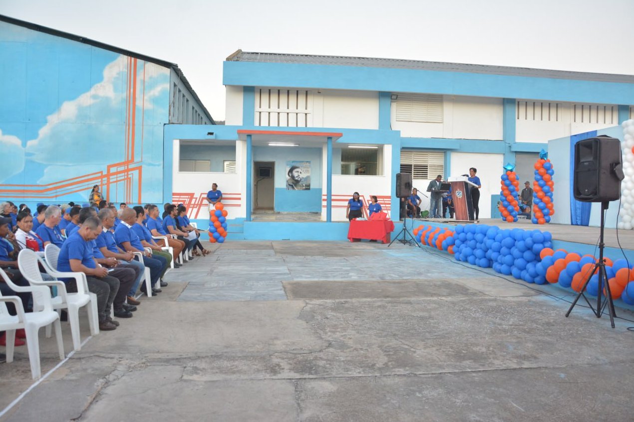 Celebran Día del Trabajador Eléctrico