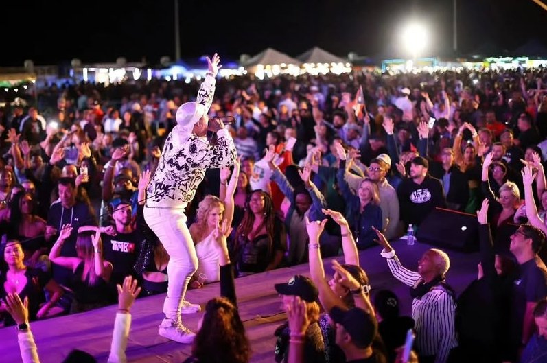 La décima edición del Festival de la Salsa acogerá a 16 orquestas y a admiradores de la música bailable.