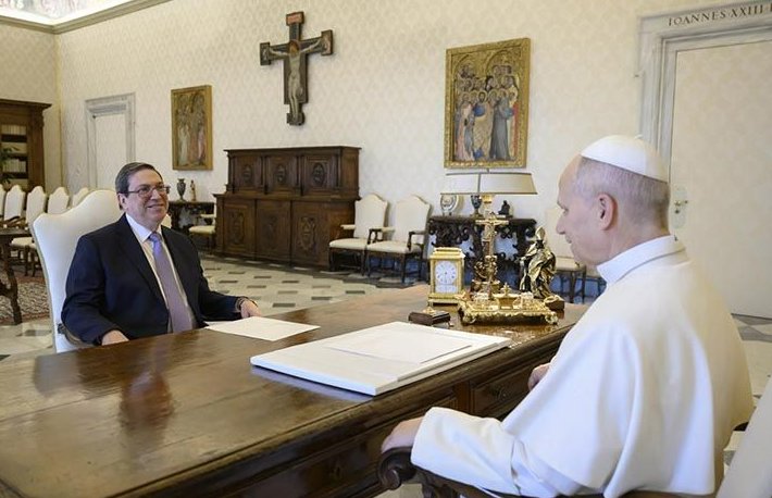 El jefe de la diplomacia cubana fue recibido por el papa León XIV en el Vaticano