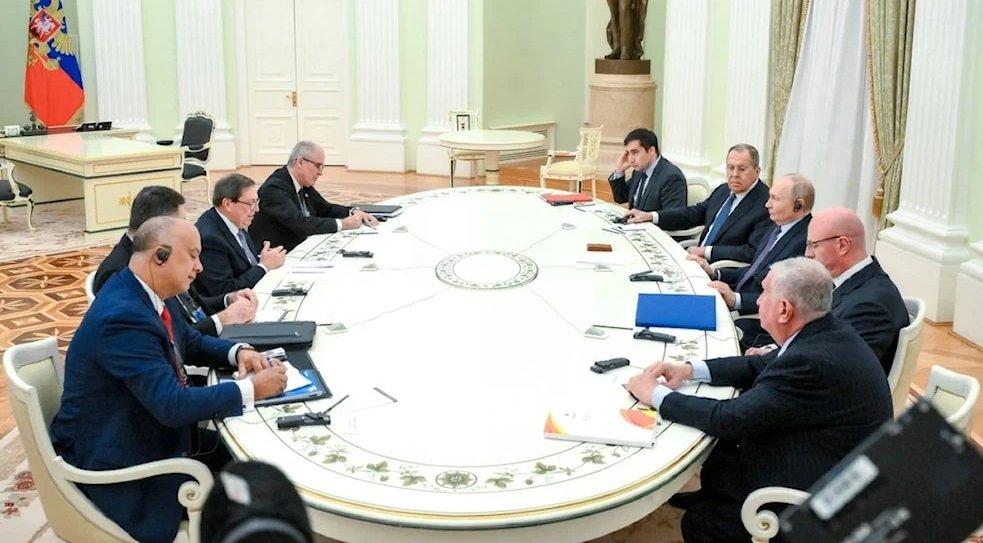 Putin recibió en Moscú al canciller cubano Bruno Rodríguez