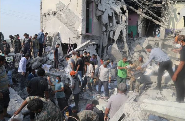 El 28 de febrero decenas de niñas murieron en la escuela Shajareh Tayyebeh