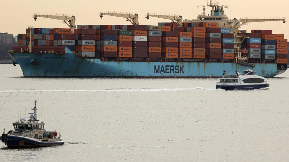 Naviera Maersk anuncia suspensión temporal de conexiones entre Europa y Oriente Medio