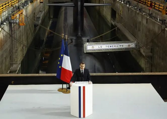 El presidente francés quiere más ojivas nucleares