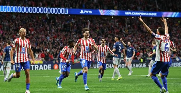 Julián Álvarez fue otra vez protagonista tras marcar el gol del empate del Atlético