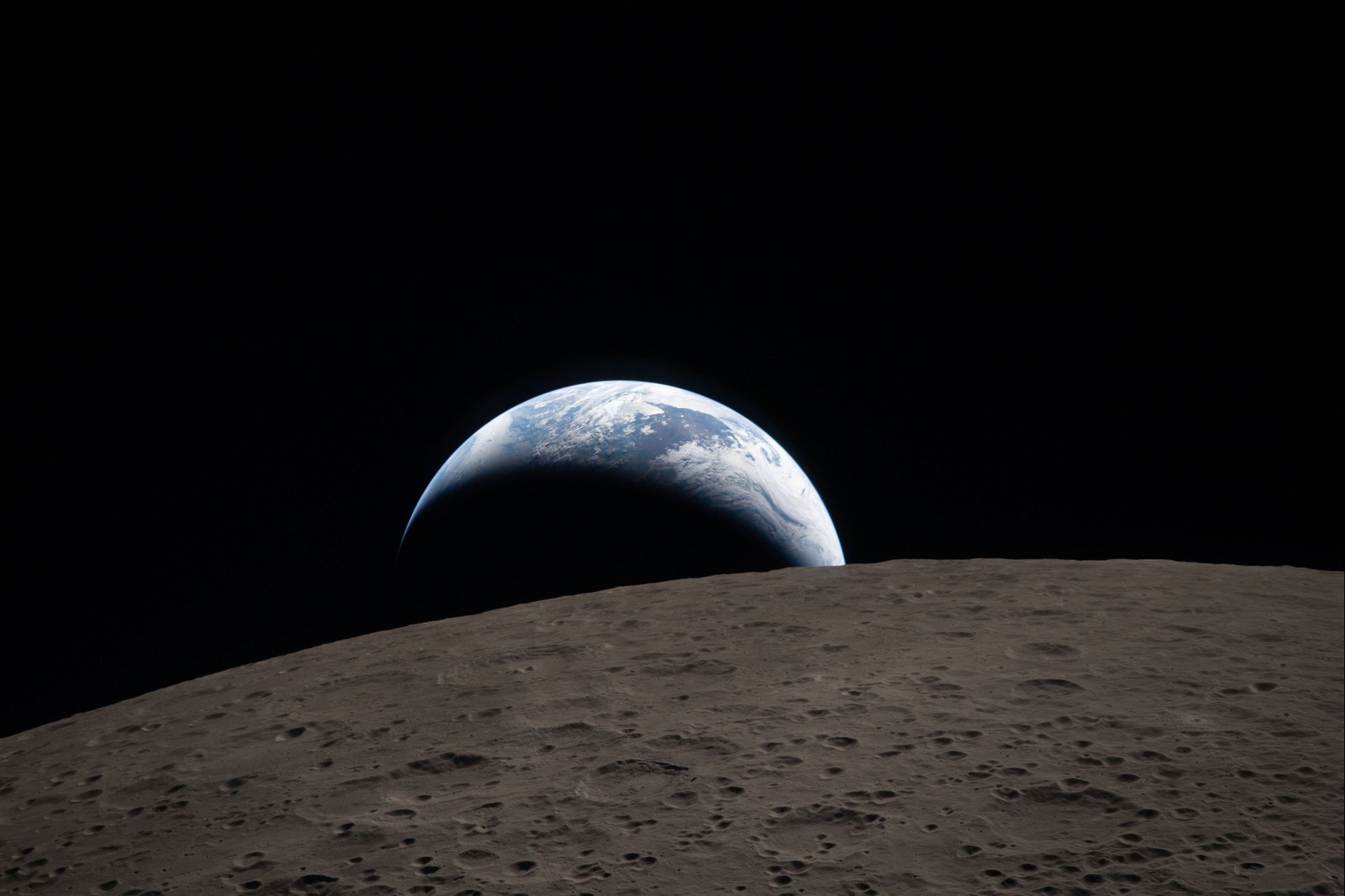 Tierra vista desde la luna