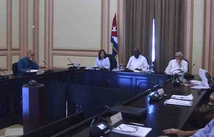 El Consejo de Estado de Cuba evaluó en su más reciente sesión ordinaria la implementación del Programa Económico y Social del Gobierno 2026