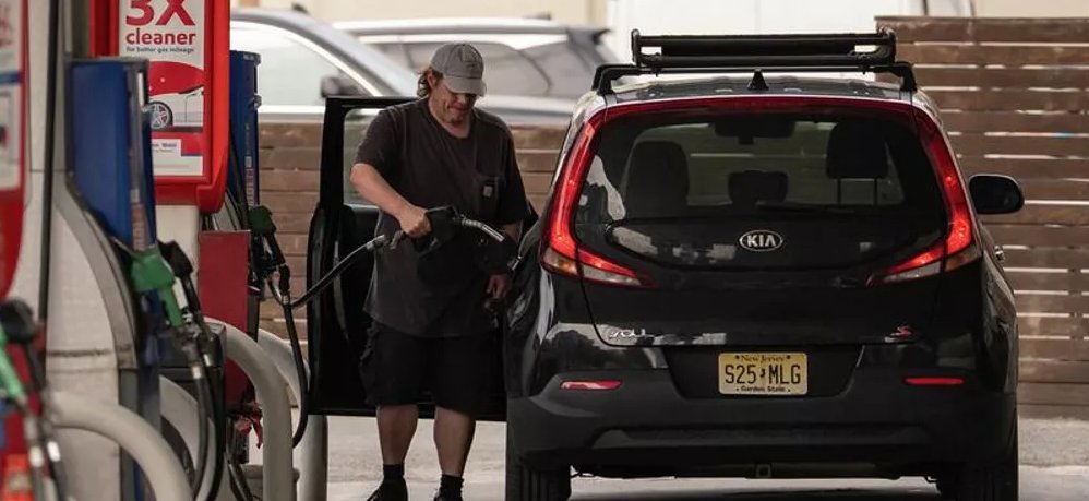 El galón de gasolina llega a su precio más alto en EEUU