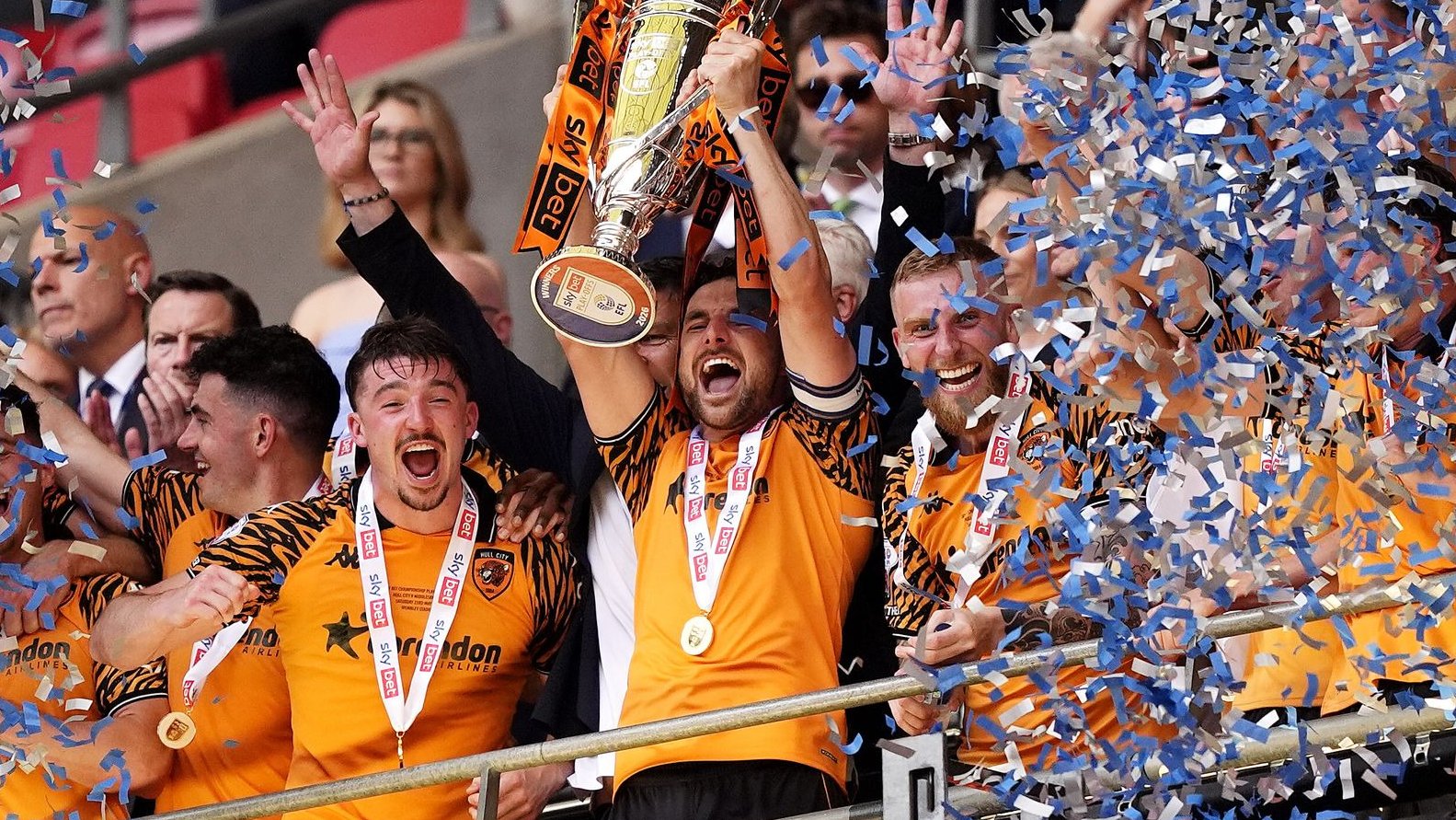 En un agónico final, el Hull City logró un inesperado y anhelado ascenso a la Premier League.